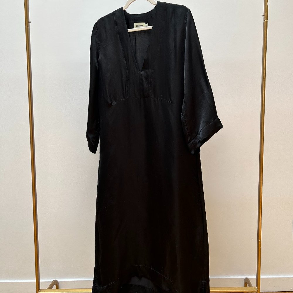 Annam, 100% Raw Silk, Black Dress (size M/L)